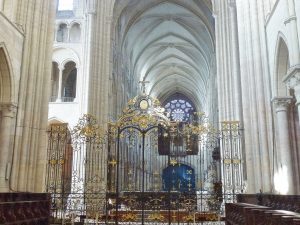 LAON (33)